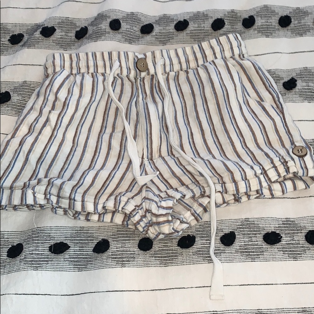 Super cute flowy shorts